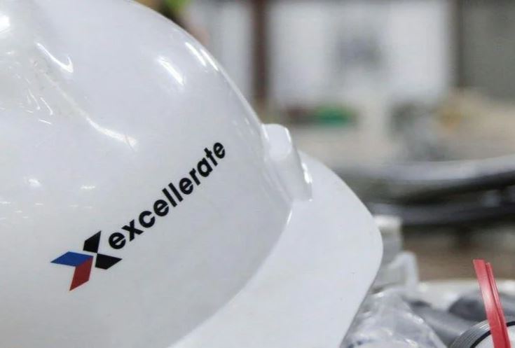 Excellerate hard hat